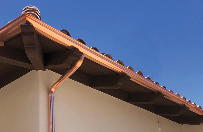 Seamless Copper Gutters Aquatech Rain Gutters   Seamless Copper Gutter Main Img 